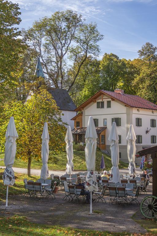 Апартаменты Schlossgaststatte Hohenberg Зеесхаупт Экстерьер фото